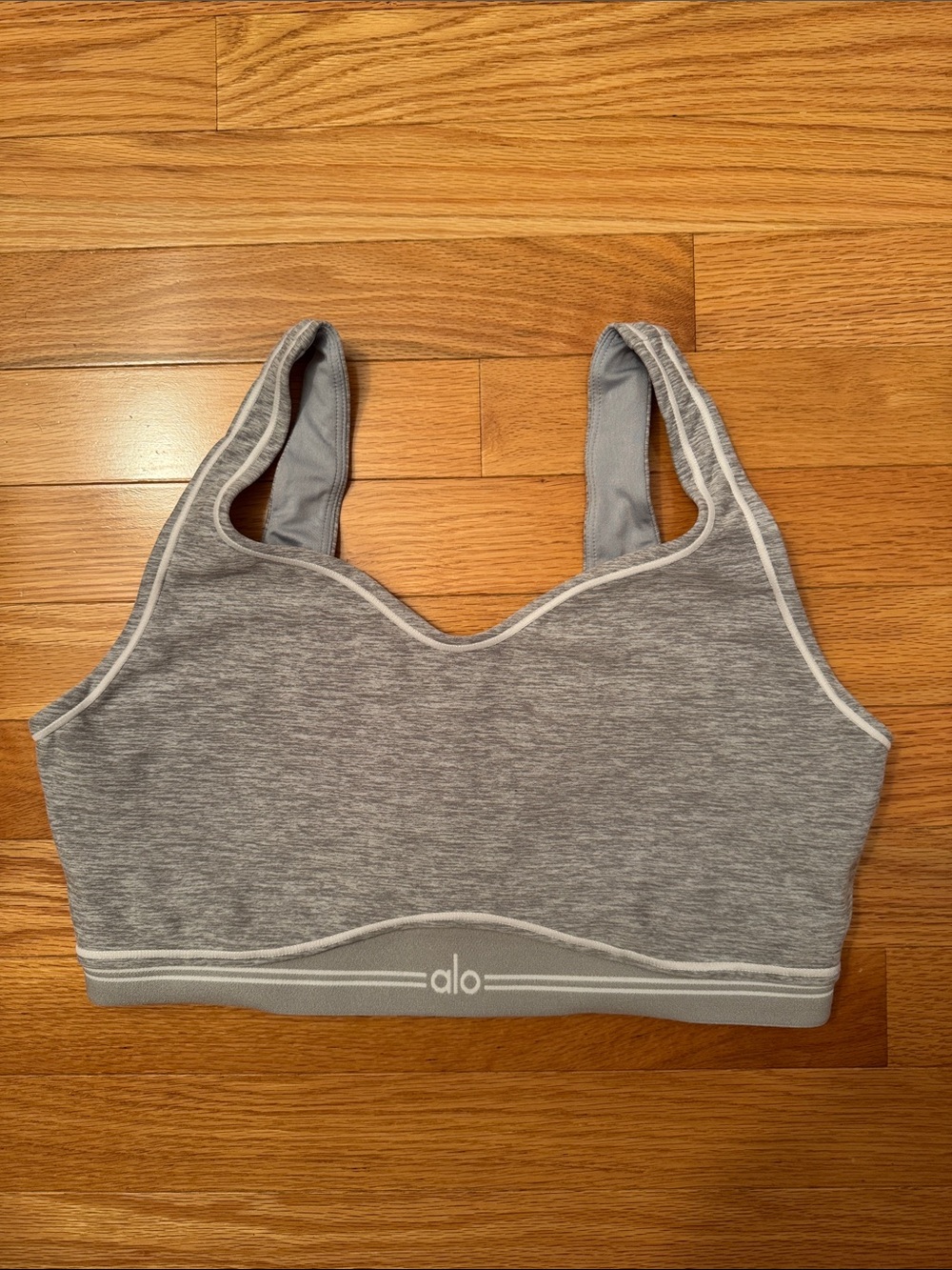ALO Heart Throb Sports Bra